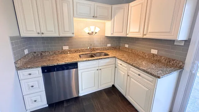 $242,000 | 3214 Birchwood Drive, Hazel Crest, IL 60429