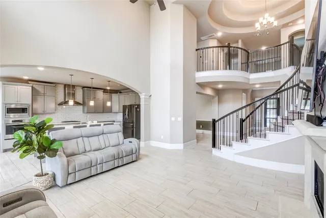 a view of entryway and hall