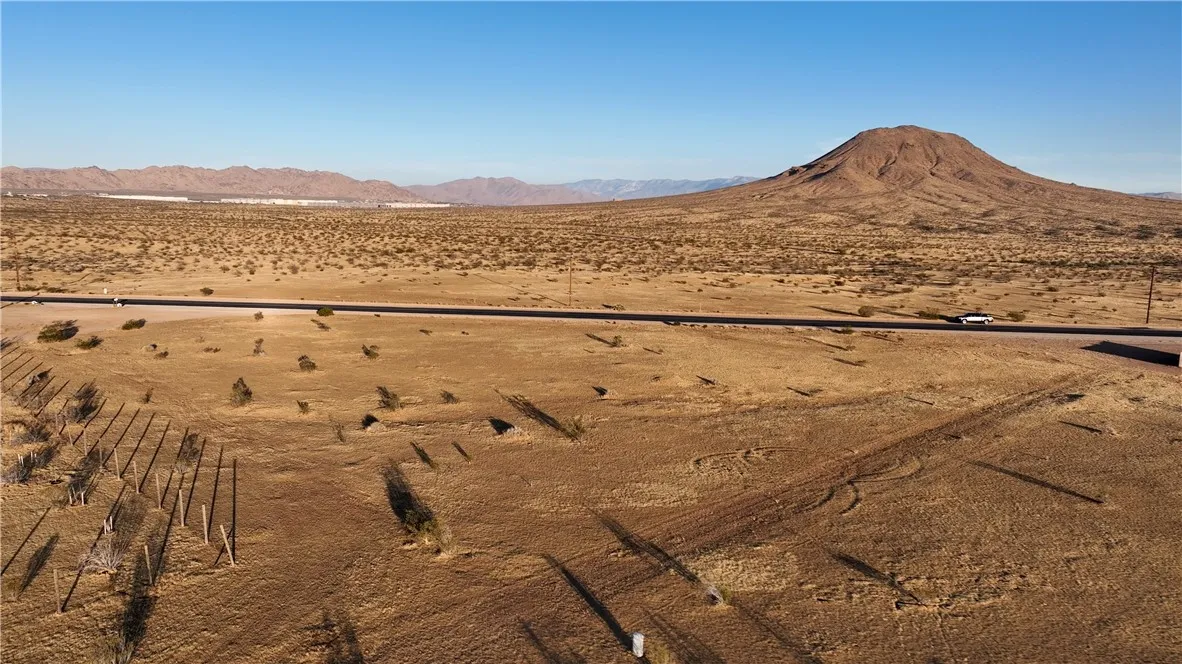 4 Stoddard Wells Road Apple Valley, CA 92307 - Photo 16 of 21 Gallery Image 16