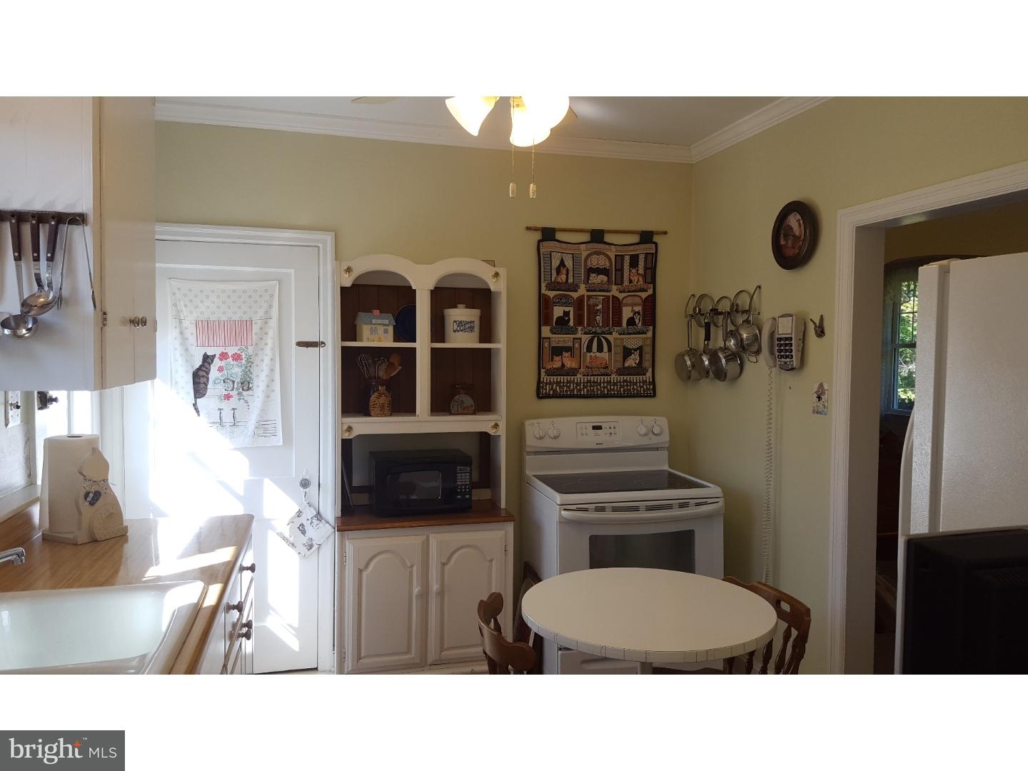125 Cedarcroft Road Kennett Square, PA 19348 - Photo 16 of 25 Kitchen