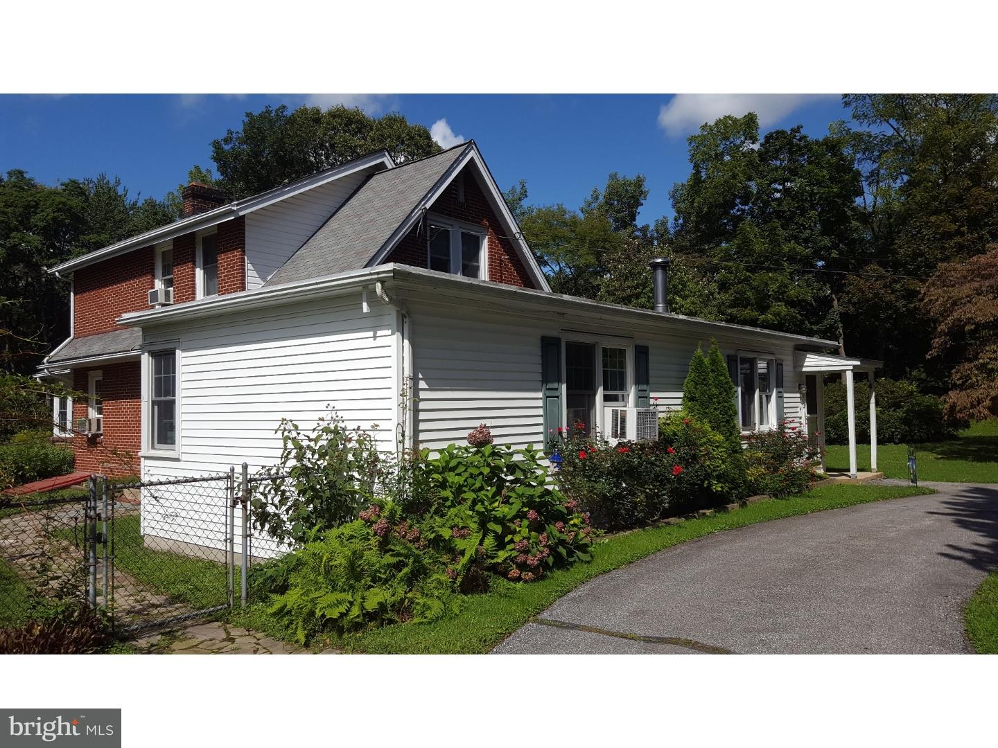125 Cedarcroft Road Kennett Square, PA 19348 - Photo 6 of 25 Exterior Side