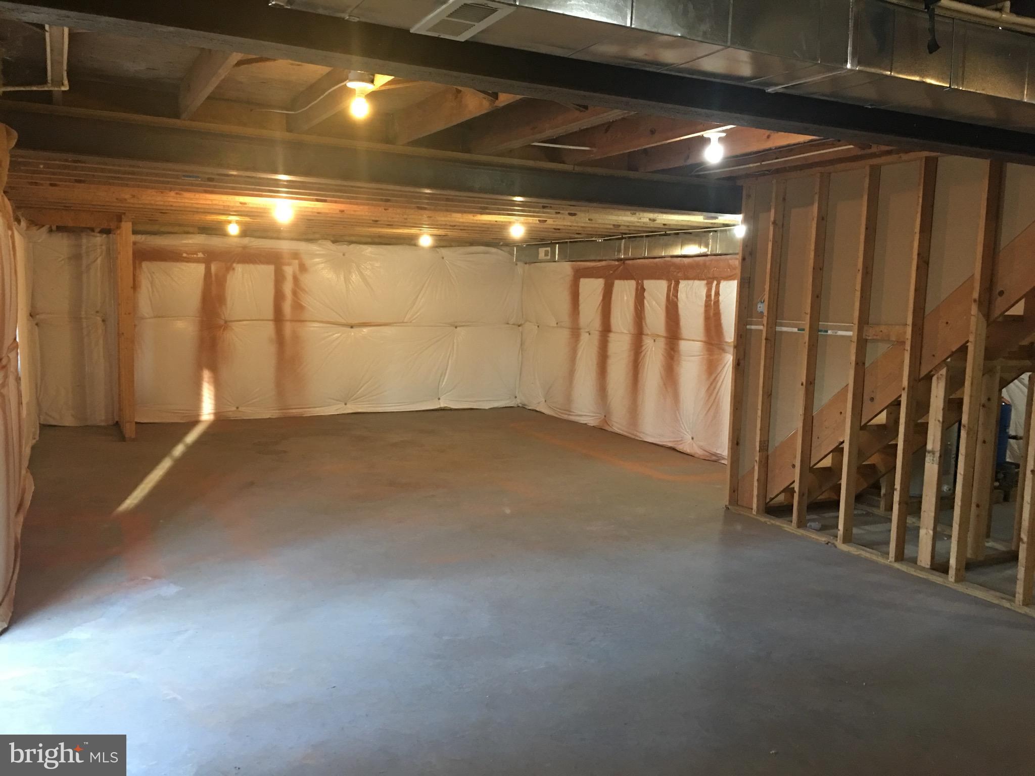 196 Cliff Road Linden, VA 22642 - Photo 12 of 25 Basement