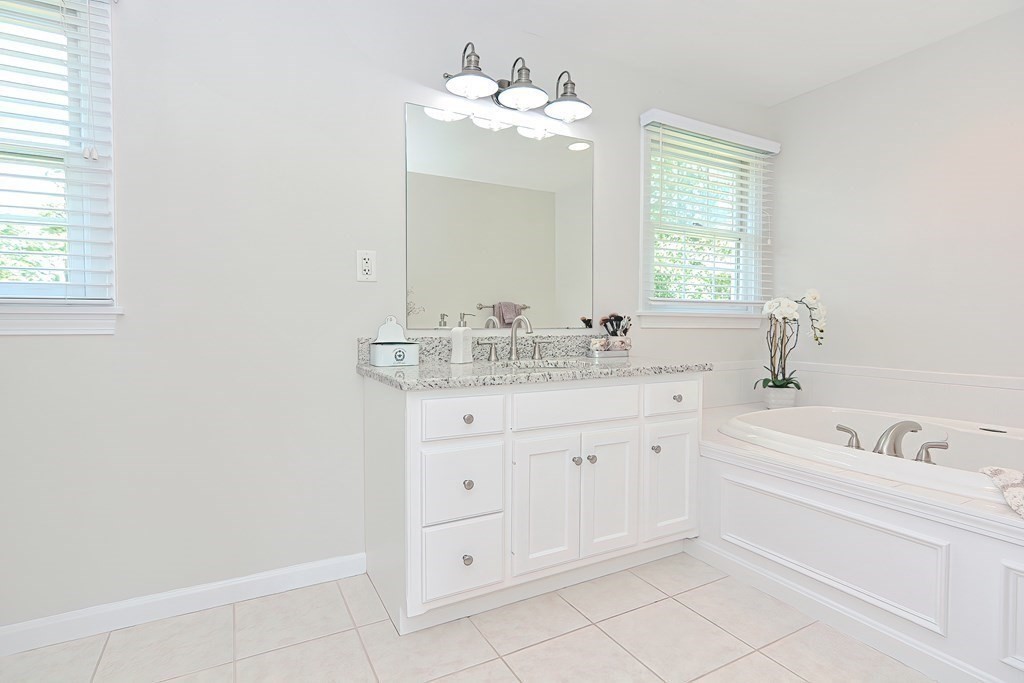 170 Morgan Road Northbridge, MA 01588 - Photo 24 of 40 Gallery Image 24