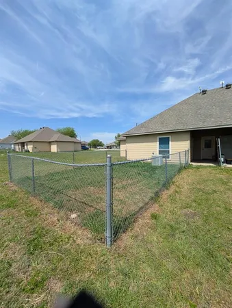 $1,400 | 120 Collett Court, Weatherford, TX 76088