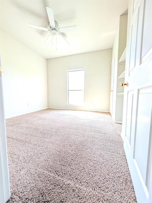 120 Collett Court Weatherford, TX 76088 - Photo 7 of 10 a view of room and window