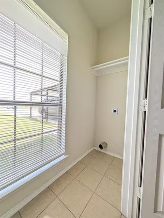 $1,400 | 120 Collett Court, Weatherford, TX 76088