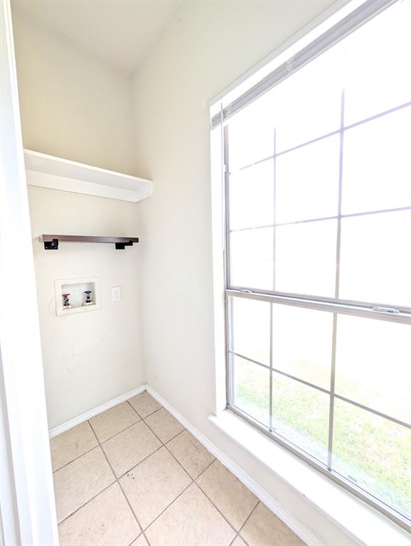 120 Collett Court Weatherford, TX 76088 - Photo 10 of 10 a view of small space with empty space and window