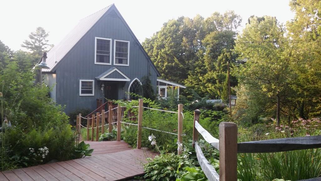 457 Bliss Road Hartford, VT 05001 - Photo 1 of 12 Gallery Image 1