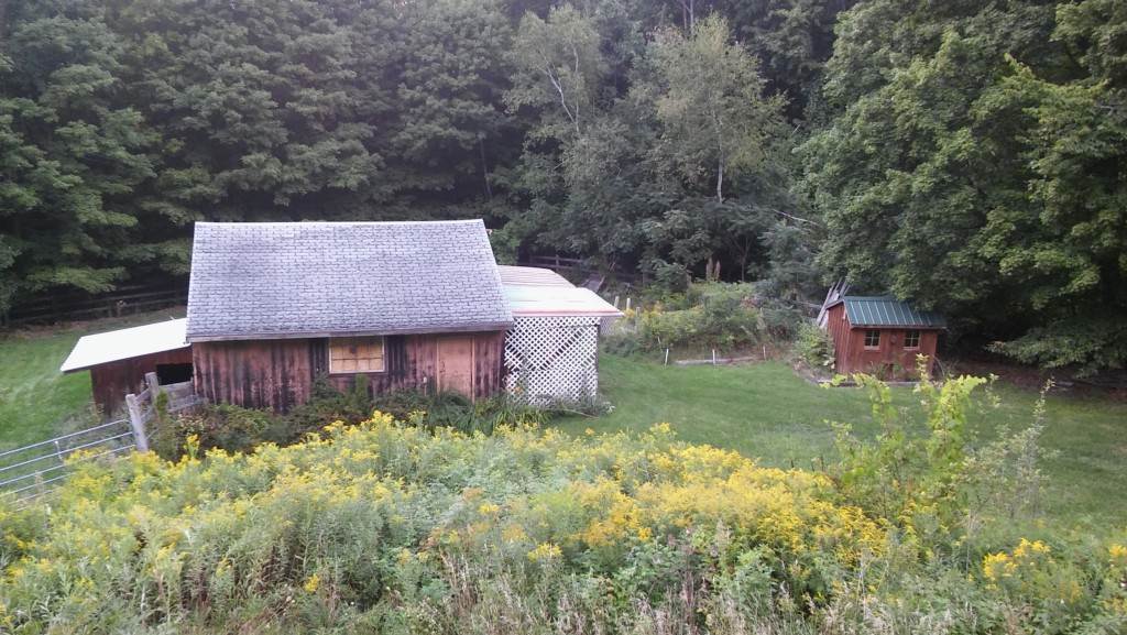457 Bliss Road Hartford, VT 05001 - Photo 5 of 12 Gallery Image 5