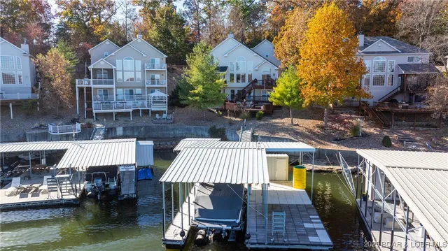 $899,900 | 17661 Sheldon Point Road, Gravois Mills, MO 65037