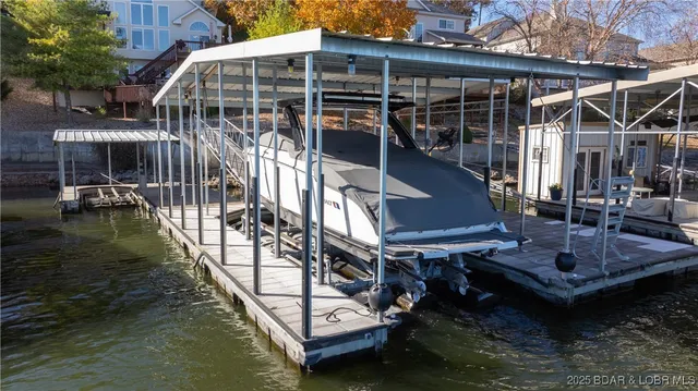 $899,900 | 17661 Sheldon Point Road, Gravois Mills, MO 65037