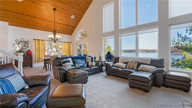 $899,900 | 17661 Sheldon Point Road, Gravois Mills, MO 65037