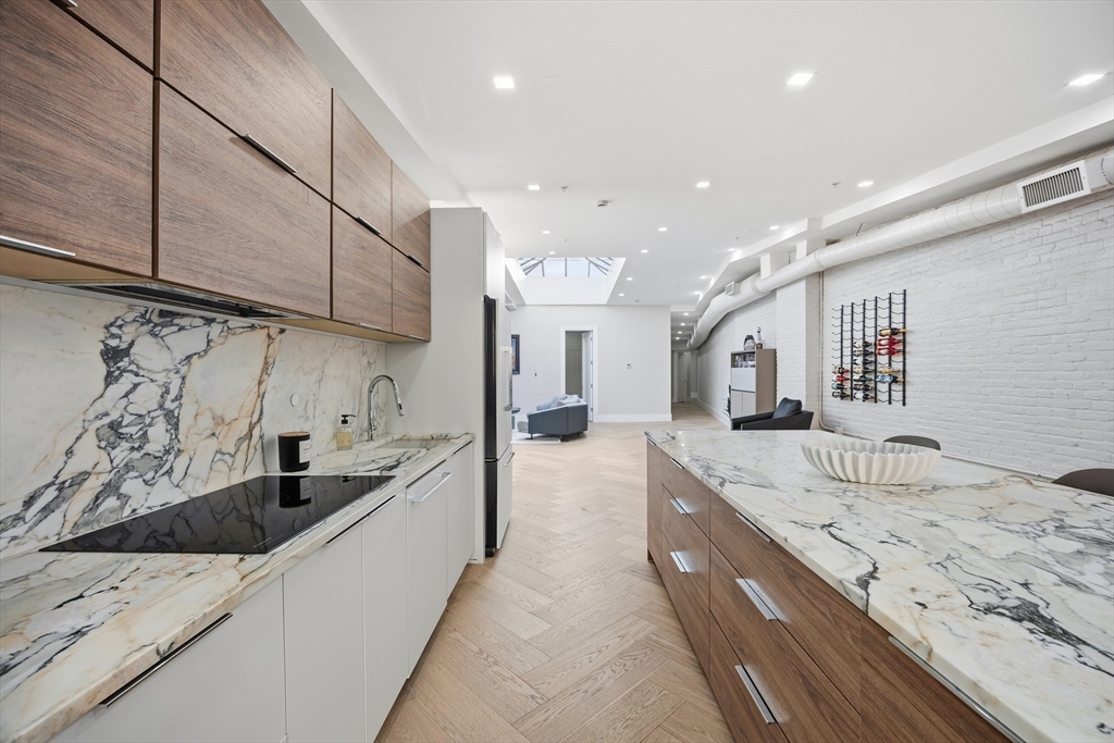 125 Broad Street, Unit PH Boston, MA 02110 - Photo 12 of 42