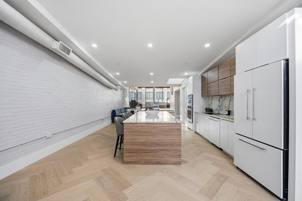 125 Broad Street, Unit PH Boston, MA 02110 - Photo 14 of 42