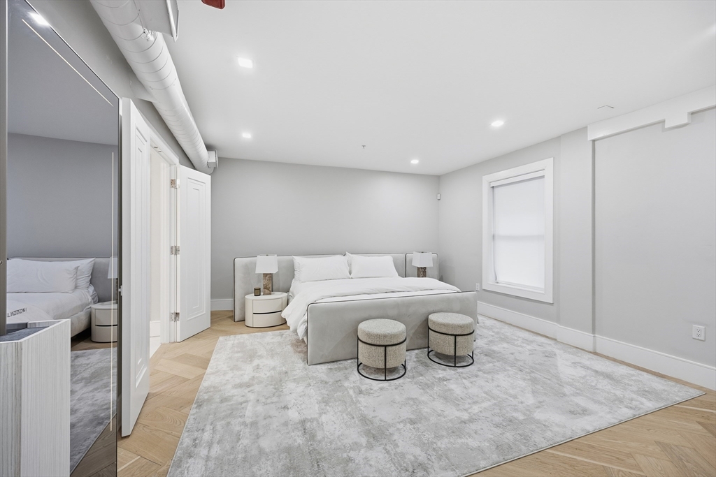 125 Broad Street, Unit PH Boston, MA 02110 - Photo 29 of 42