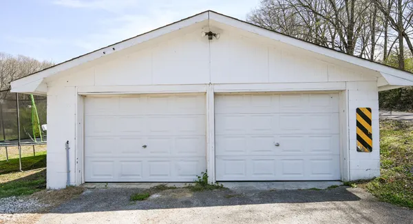 $255,000 | 265 Scott Street Northeast, Charleston, TN 37310