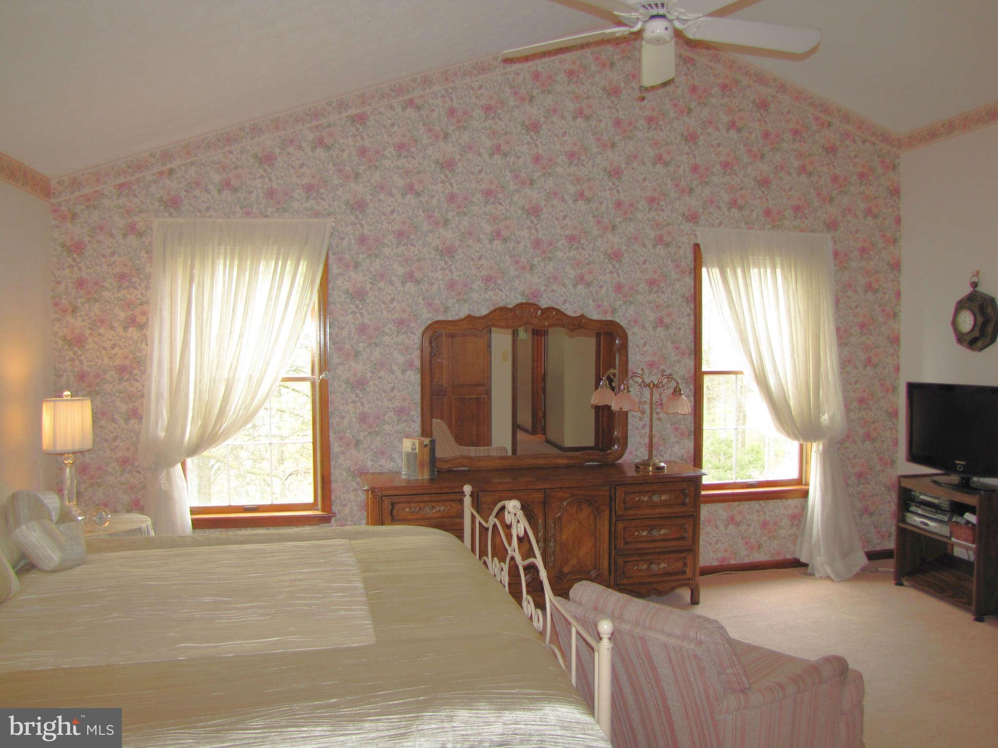 9050 Dumhart Road Laurel, MD 20723 - Photo 15 of 30 Bedroom (Master)