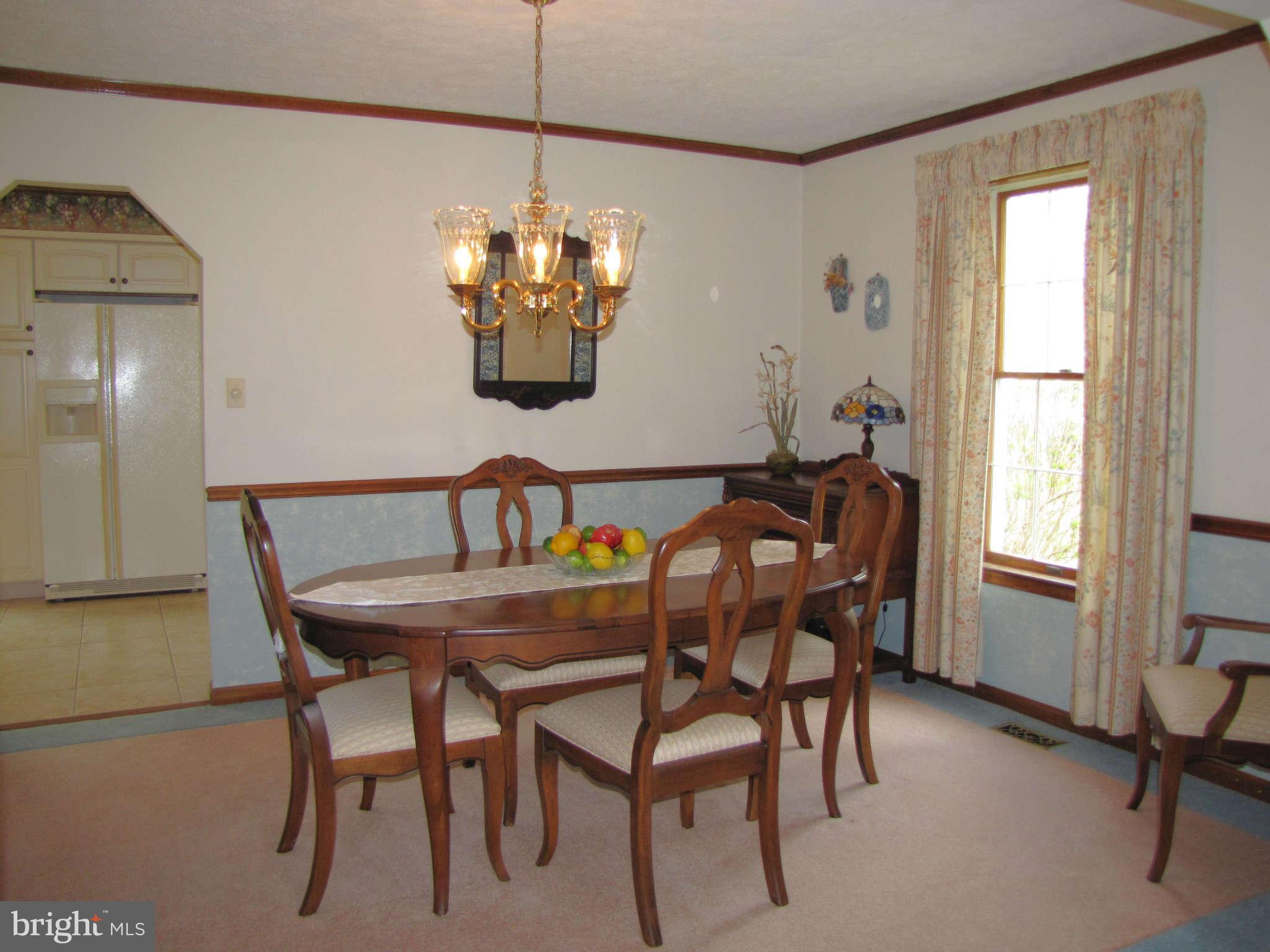 9050 Dumhart Road Laurel, MD 20723 - Photo 5 of 30 Dining Room