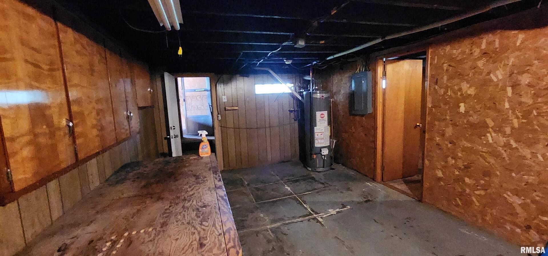 1713 North 5th Street Clinton, IA 52732 - Photo 21 of 22