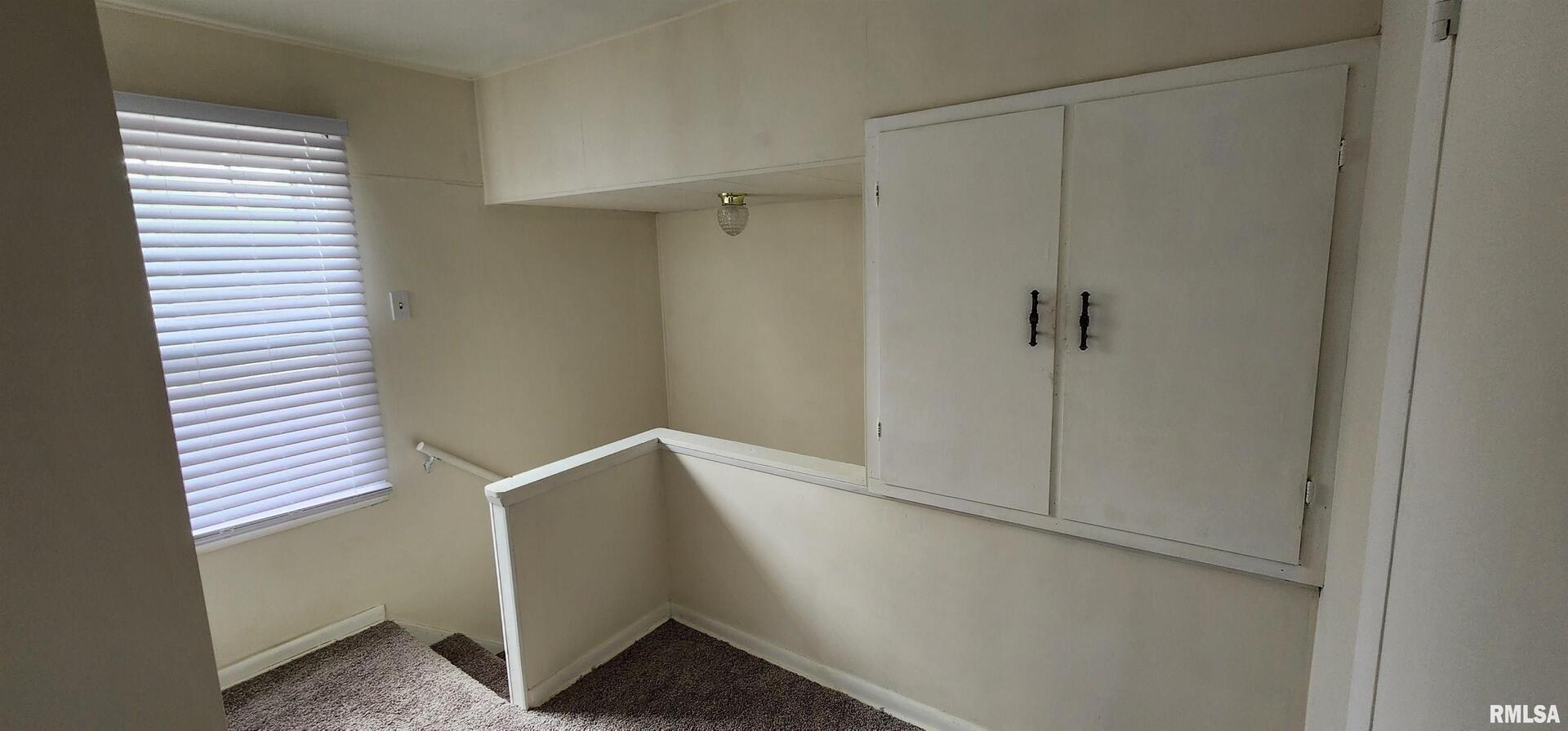 1713 North 5th Street Clinton, IA 52732 - Photo 10 of 22