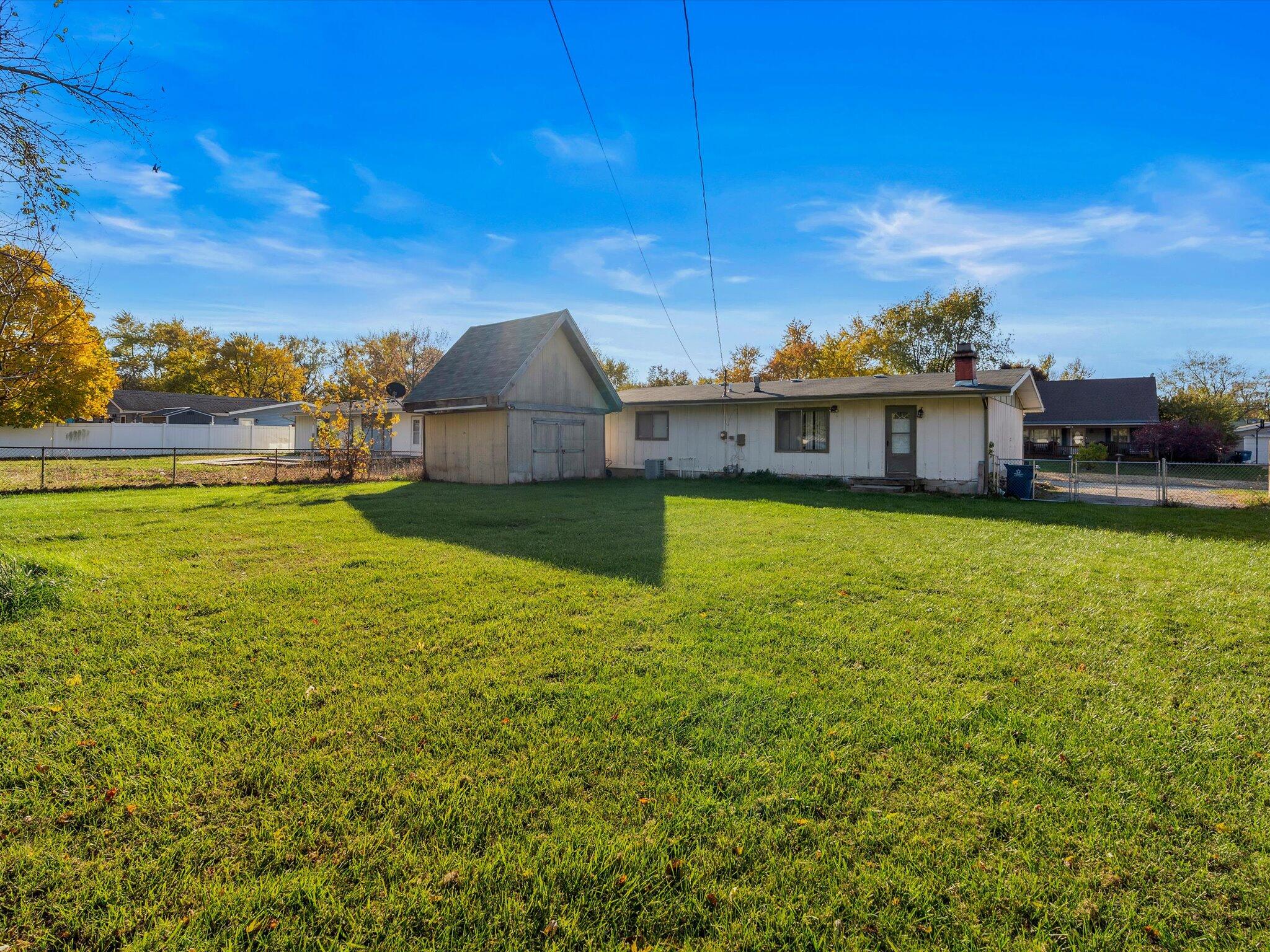 767-1 Heritage Road Valparaiso, IN 46385 - Photo 20 of 20 a view of a house with a big yard
