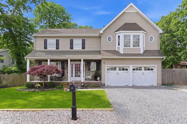 $825,000 | 335 Iroquois Drive, Brick, NJ 08724