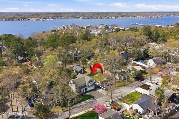 $825,000 | 335 Iroquois Drive, Brick, NJ 08724