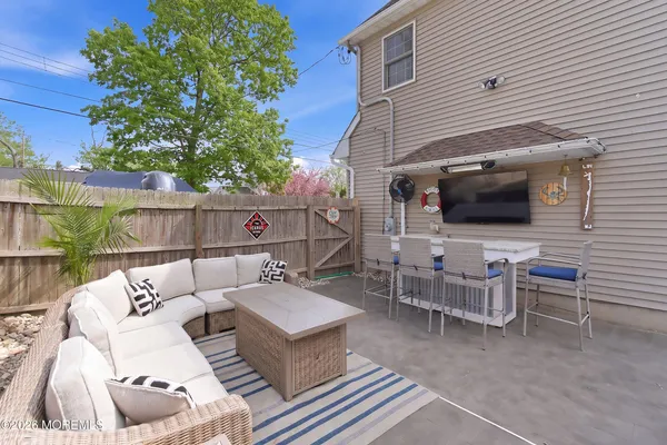 $825,000 | 335 Iroquois Drive, Brick, NJ 08724