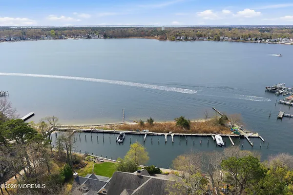 $825,000 | 335 Iroquois Drive, Brick, NJ 08724