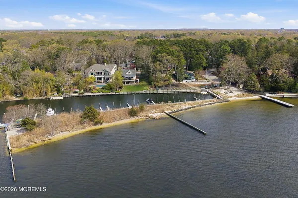 $825,000 | 335 Iroquois Drive, Brick, NJ 08724