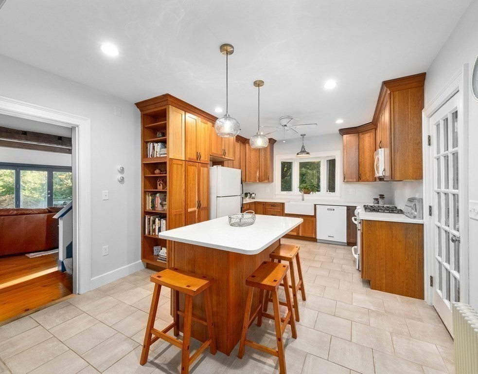 138 Prospect Street Acton, MA 01720 - Photo 17 of 38 Gallery Image 17