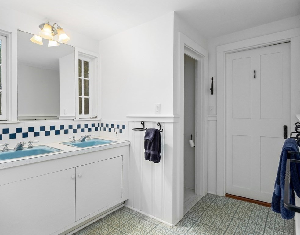 138 Prospect Street Acton, MA 01720 - Photo 29 of 38 Gallery Image 29