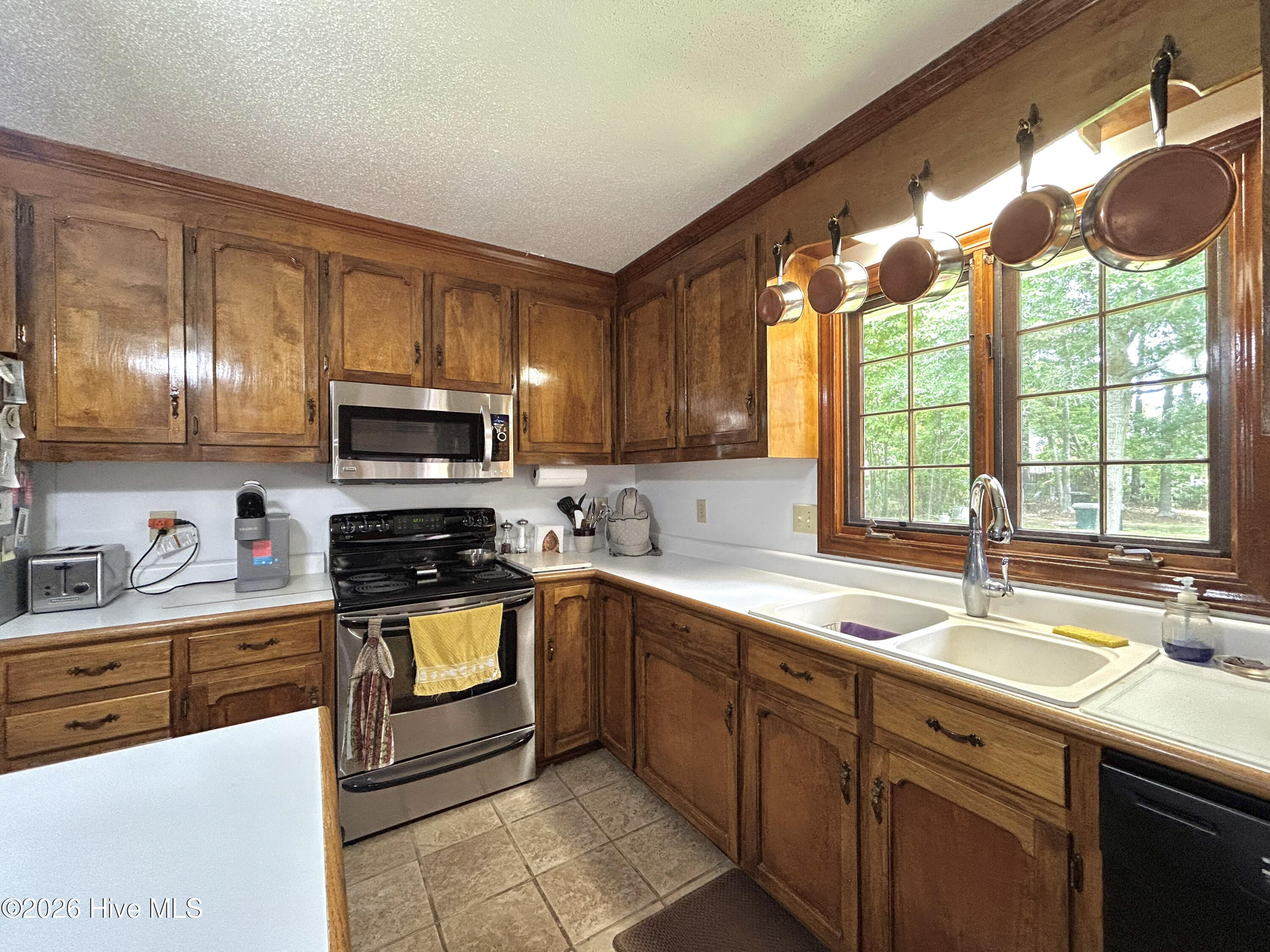 108 Deerfield Road Jacksonville, NC 28540 - Photo 21 of 86 16-IMG_9796