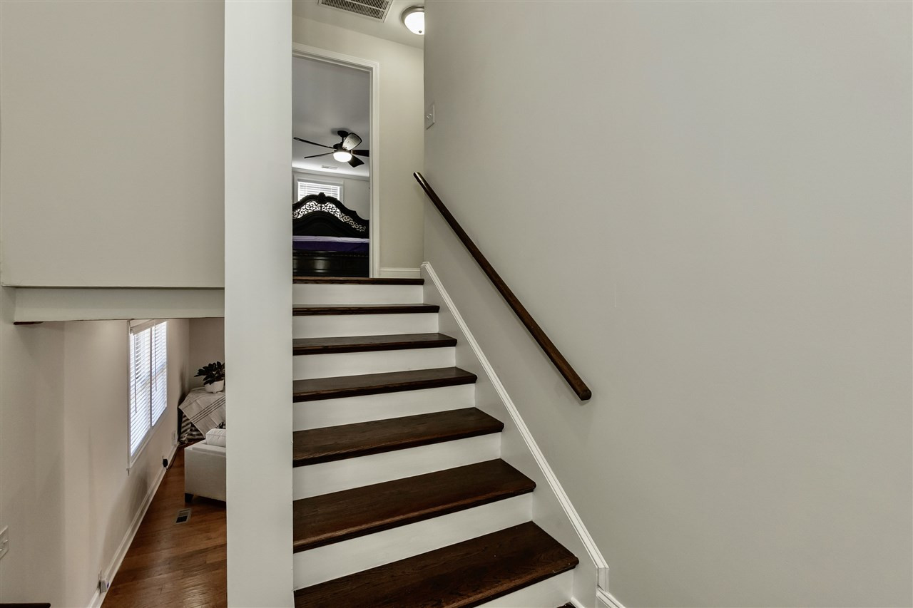 561 East Edenton Street Raleigh, NC 27601 - Photo 13 of 23 STAIRCASE