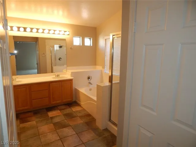 $2,195 | 316 Greenleaf Glen Street, Henderson, NV 89014