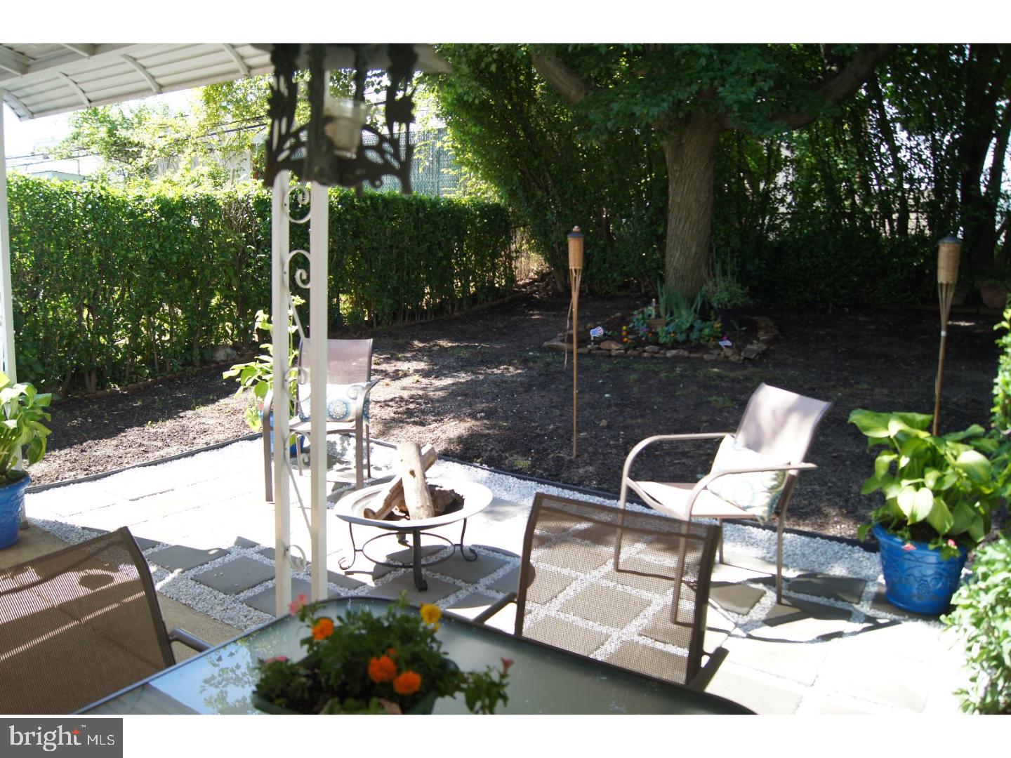 3502 Primrose Road Philadelphia, PA 19114 - Photo 2 of 24 Gallery Image 2