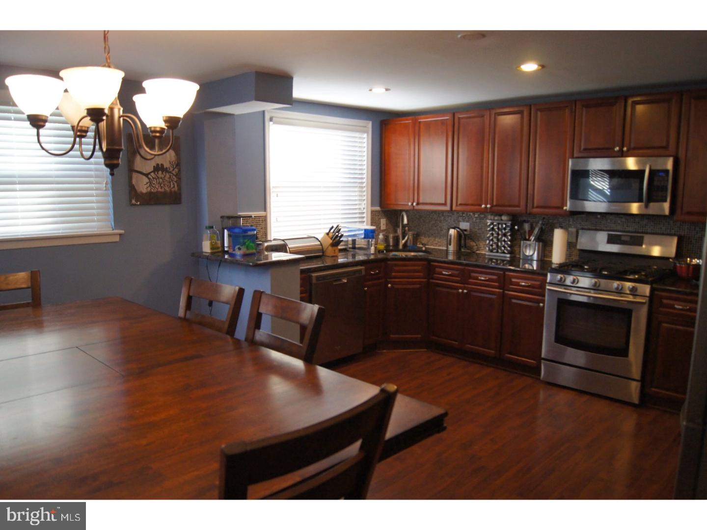 3502 Primrose Road Philadelphia, PA 19114 - Photo 3 of 24 Gallery Image 3