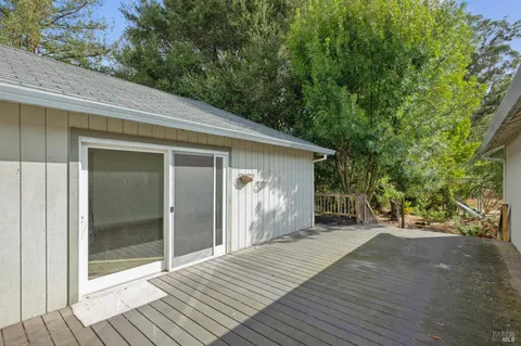 $1,418,000 | 9760 Willow Avenue, Cotati, CA 94931