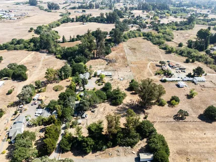 $1,418,000 | 9760 Willow Avenue, Cotati, CA 94931