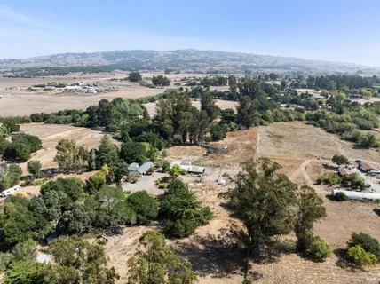 $1,418,000 | 9760 Willow Avenue, Cotati, CA 94931