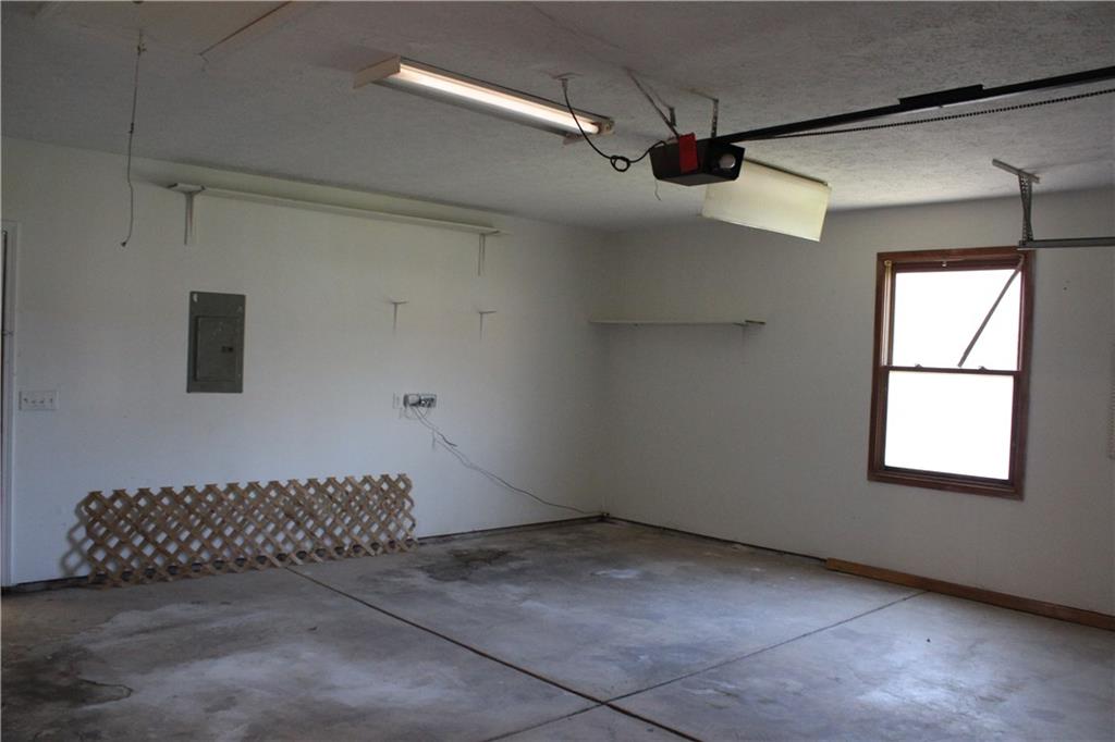 105 East Falcon Run Pendleton, IN 46064 - Photo 33 of 39 Gallery Image 33