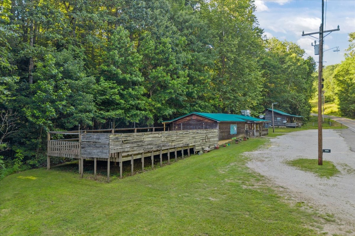 3865 Clydeton Road Waverly, TN 37185 - Photo 8 of 57
