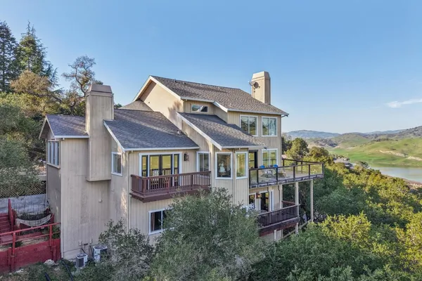 $2,488,000 | 17864 Holiday Drive, Morgan Hill, CA 95037