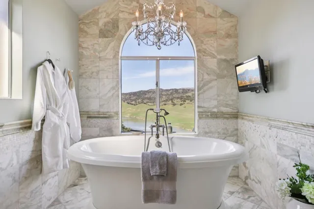 $2,488,000 | 17864 Holiday Drive, Morgan Hill, CA 95037