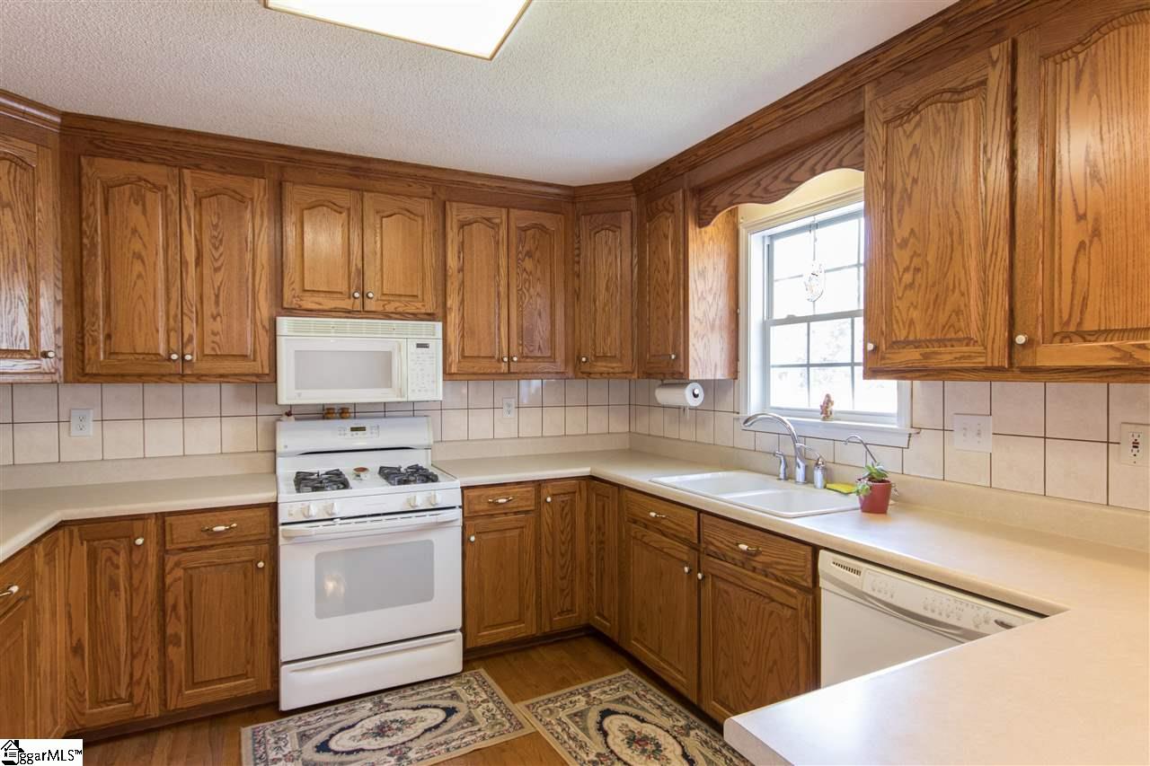 740 Pope Field Road Easley, SC 29642 - Photo 12 of 28 Gallery Image 12