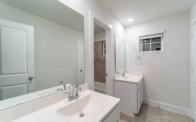 $2,695 | 213 Alicante Lane, Georgetown, TX 78628