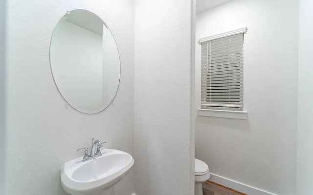 $2,695 | 213 Alicante Lane, Georgetown, TX 78628