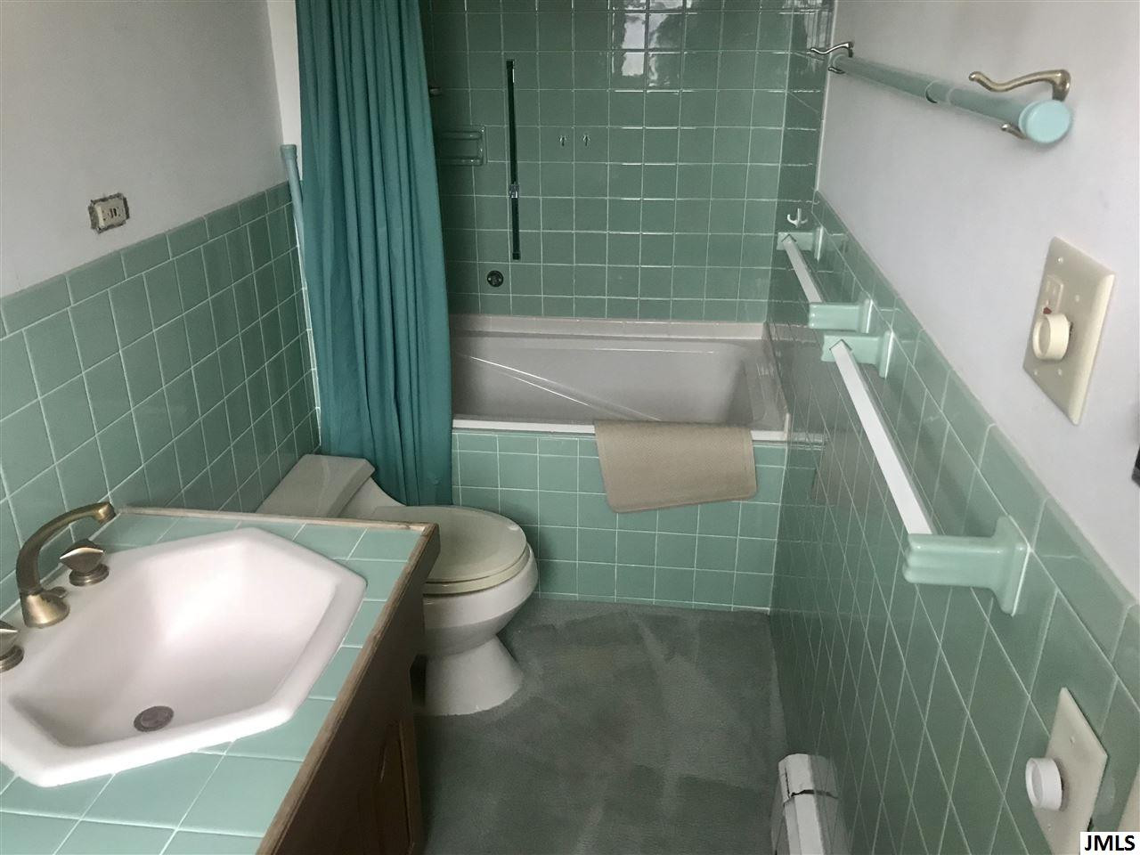 8929 Greenwood Road Jackson, MI 49201 - Photo 8 of 14 Photo 8