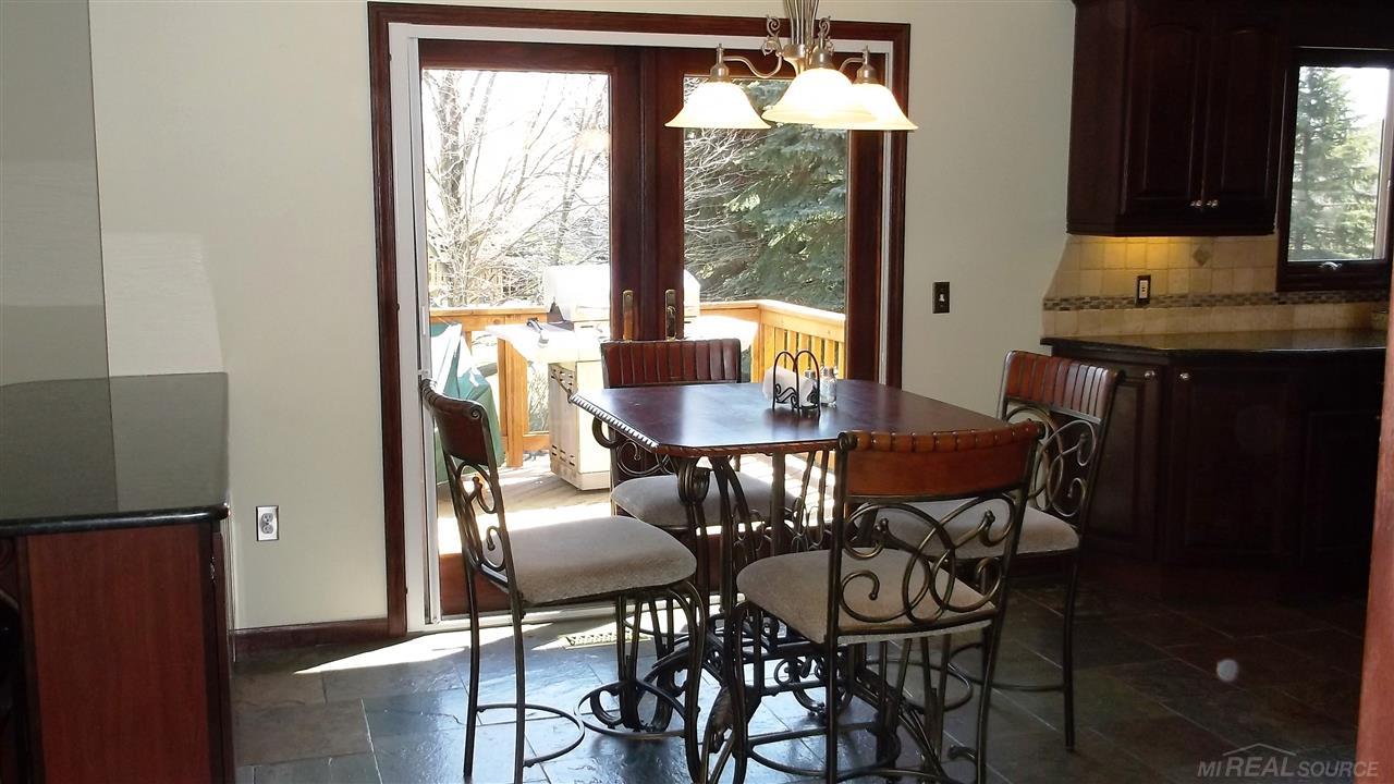2147 Kennedy Drive Rochester Hills, MI 48309 - Photo 10 of 34