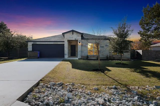 $2,300 | 20703 Ridgeview Road, Lago Vista, TX 78645